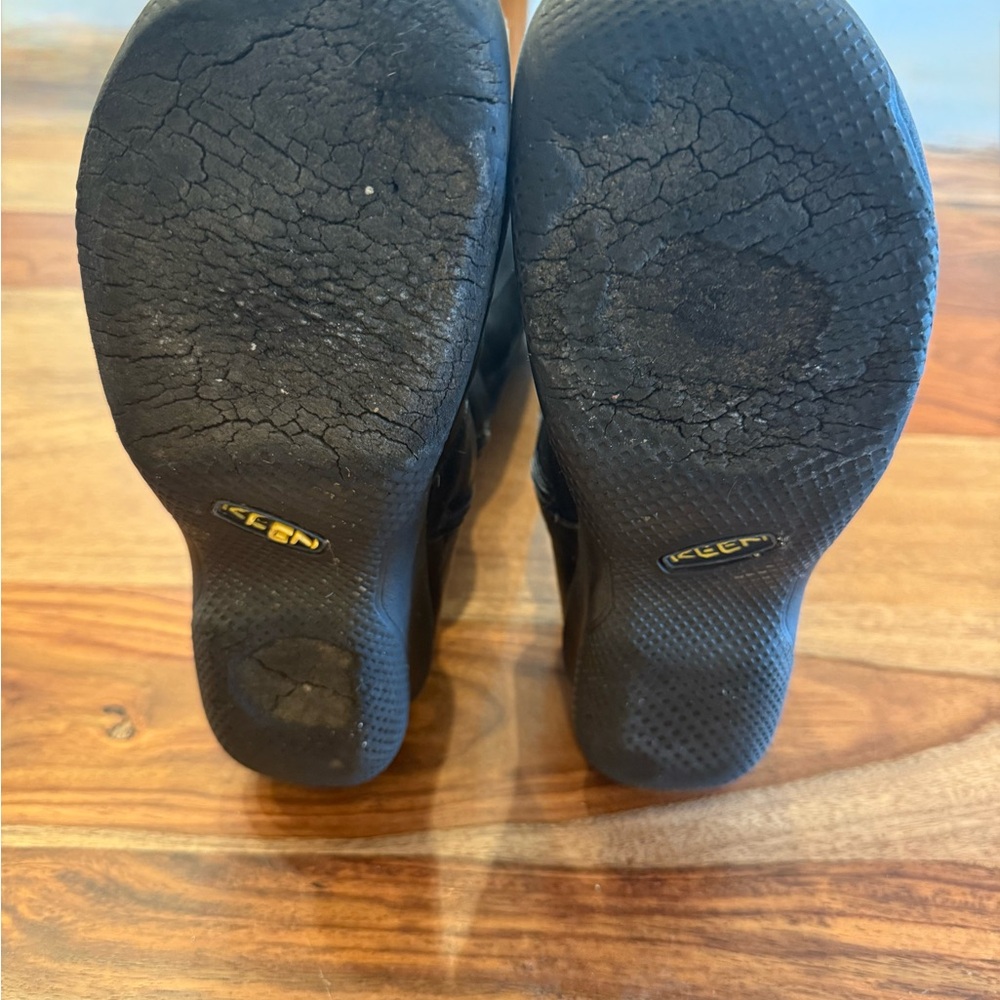 Keen Women’s Tall Leather Boots - Picture 8 of 8